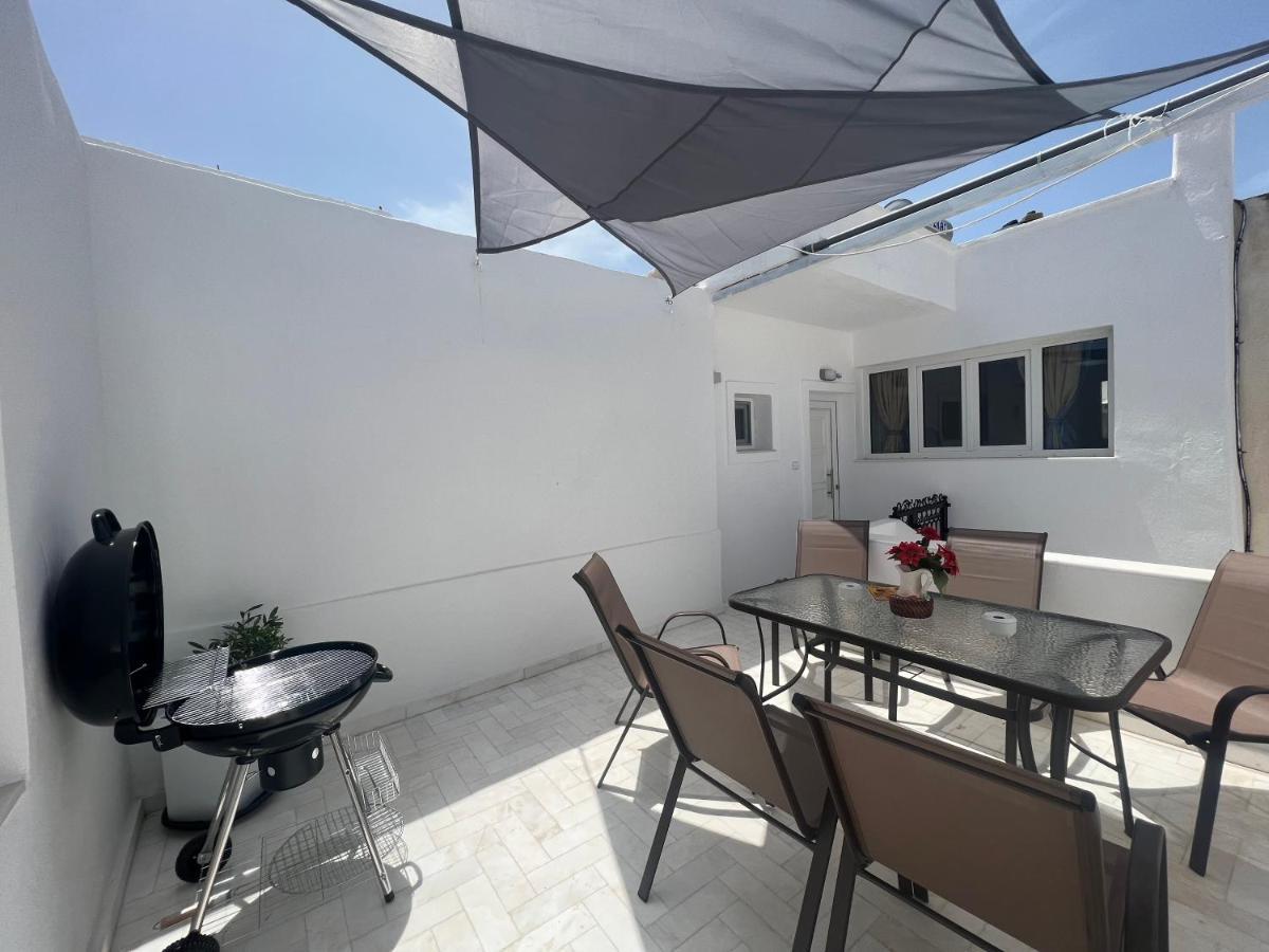 3 Bedroom House Included Free Car Rental Perissa  Exteriör bild